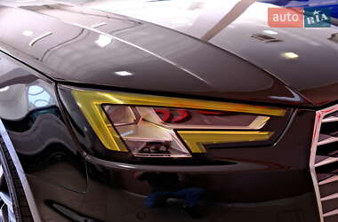 Седан Audi A4 2019 в 
