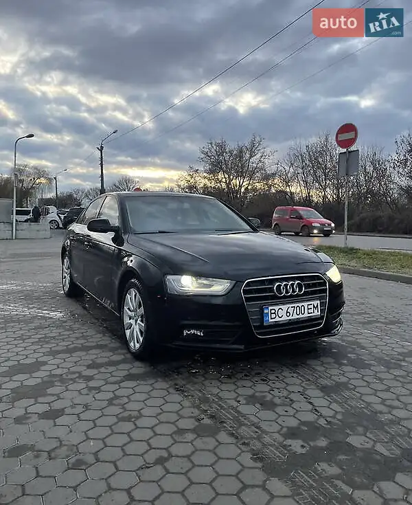 Audi A4 2014