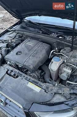 Седан Audi A4 2014 в Луцке