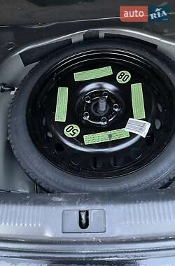 Седан Audi A4 2014 в Луцке