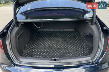 Седан Audi A4 2009 в 