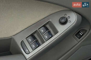 Седан Audi A4 2009 в 