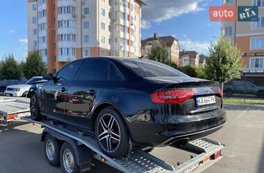 Седан Audi A4 2014 в 