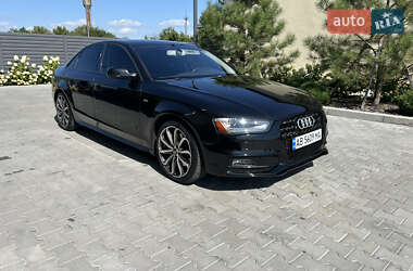 Седан Audi A4 2013 в 