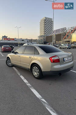 Седан Audi A4 2002 в 