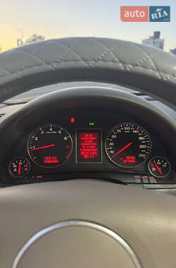 Седан Audi A4 2002 в 