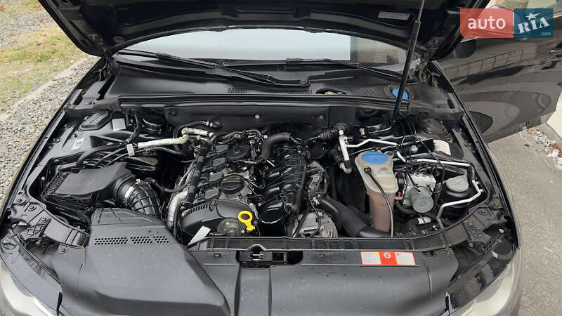 Седан Audi A4 2009 в Буче