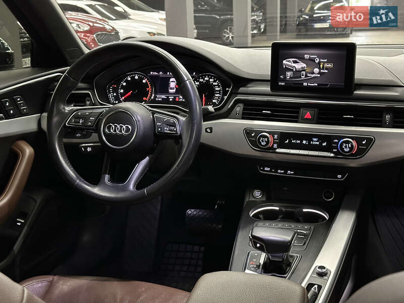 Седан Audi A4 2018 в Харкові