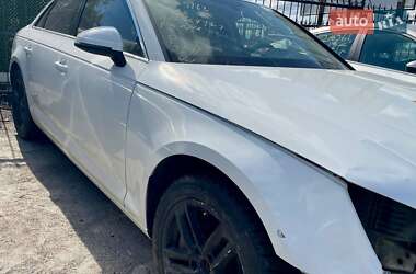 Седан Audi A4 2016 в 