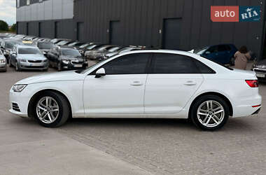 Седан Audi A4 2016 в 
