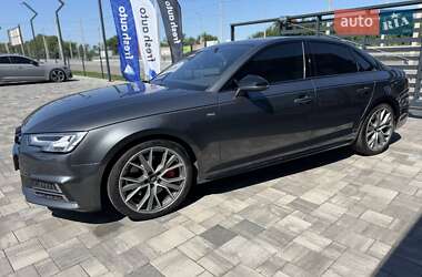 Седан Audi A4 2019 в 