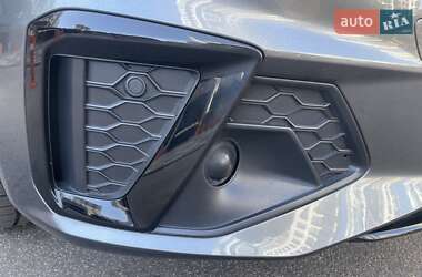 Седан Audi A4 2022 в 
