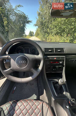 Универсал Audi A4 2004 в 