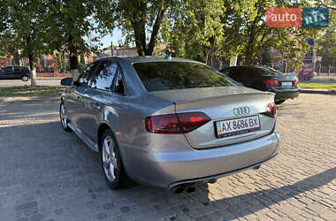 Седан Audi A4 2011 в 