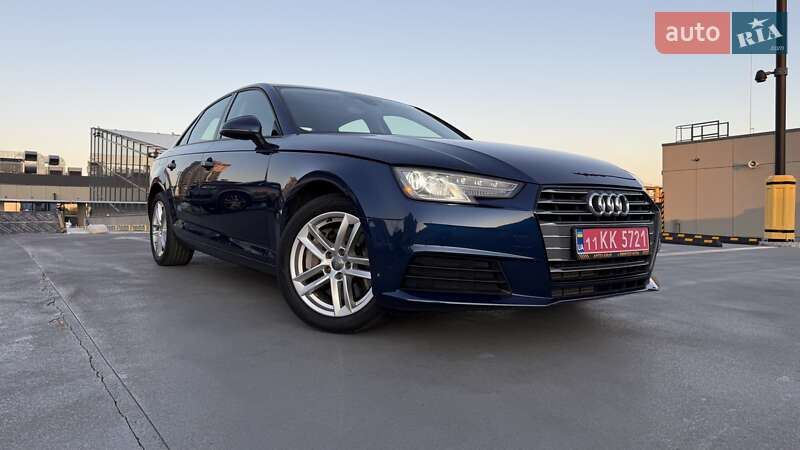 Седан Audi A4 2017 в 