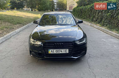 Седан Audi A4 2013 в 