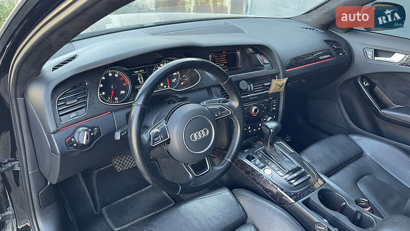 Седан Audi A4 2013 в Днепре