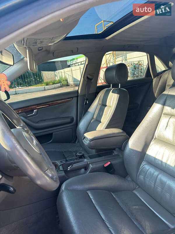 Седан Audi A4 2002 в Харькове