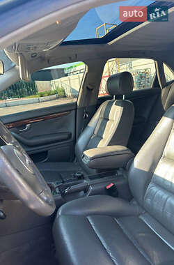 Седан Audi A4 2002 в 
