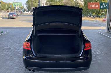 Седан Audi A4 2011 в 