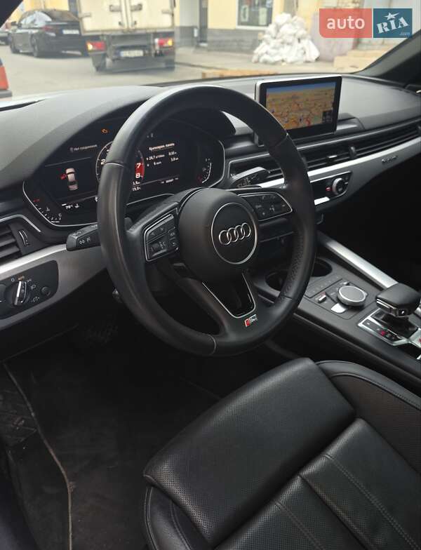 Седан Audi A4 2019 в Харкові