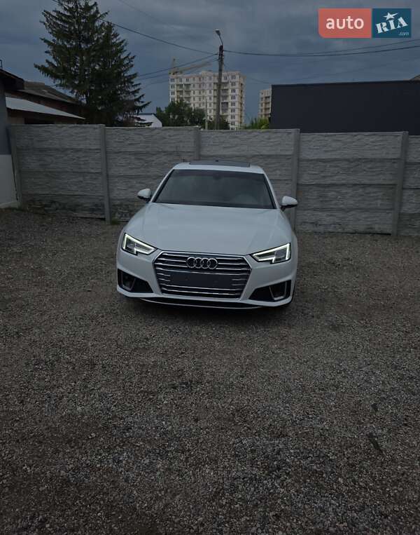 Седан Audi A4 2019 в Харкові