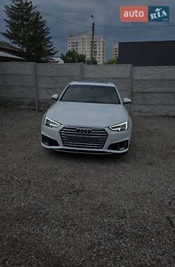 Седан Audi A4 2019 в 