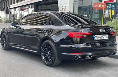 Седан Audi A4 2019 в 