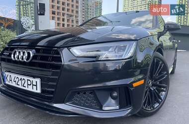 Седан Audi A4 2019 в 