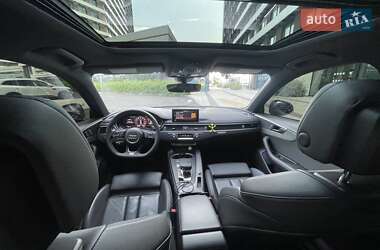 Седан Audi A4 2019 в 