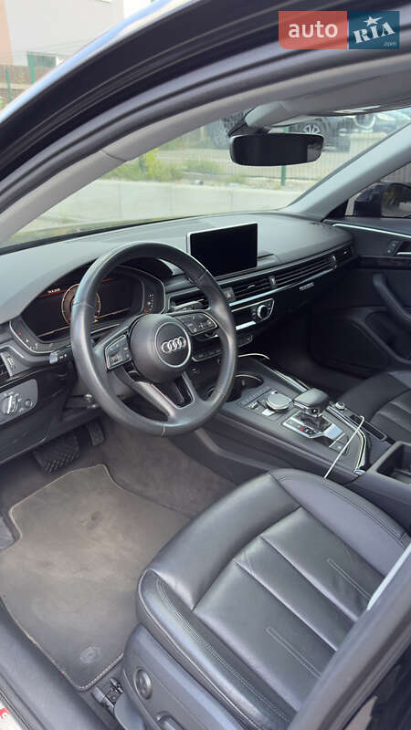 Седан Audi A4 2019 в Днепре