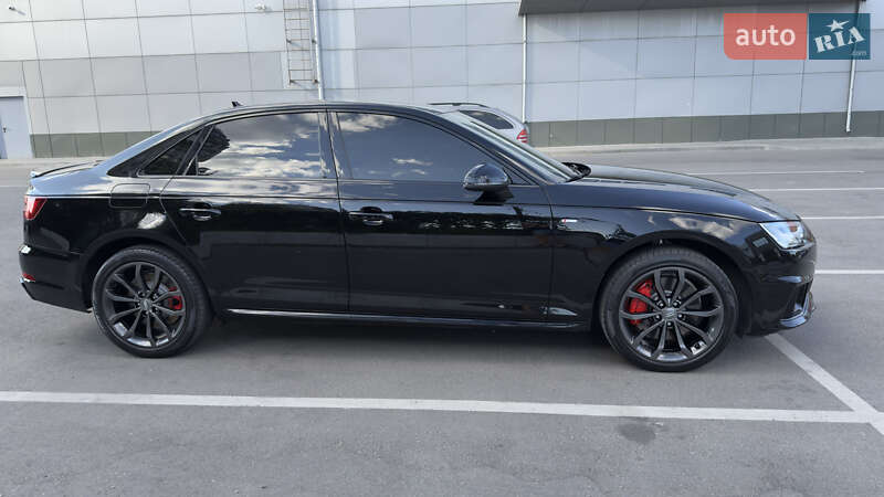 Седан Audi A4 2019 в Днепре