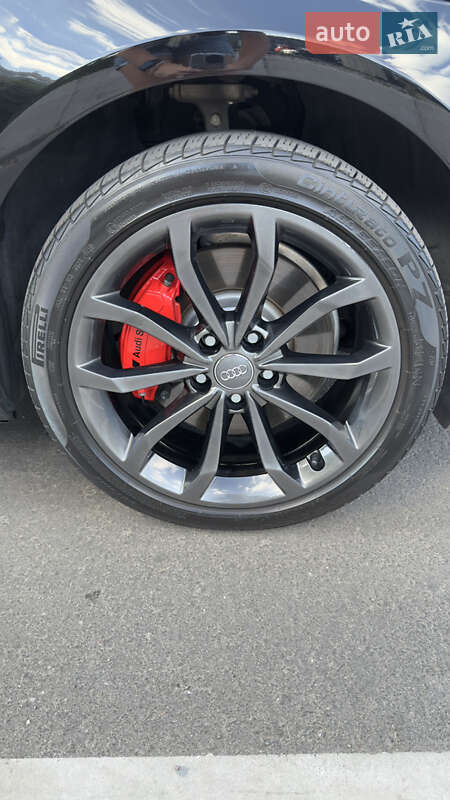 Седан Audi A4 2019 в Днепре