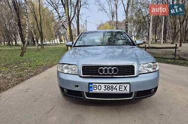 Седан Audi A4 2001 в 