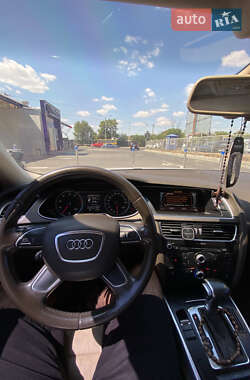 Седан Audi A4 2012 в 
