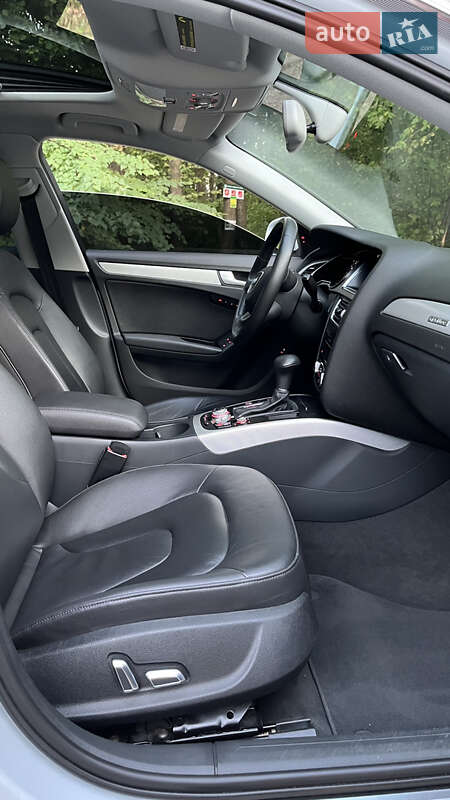 Седан Audi A4 2014 в Полтаве
