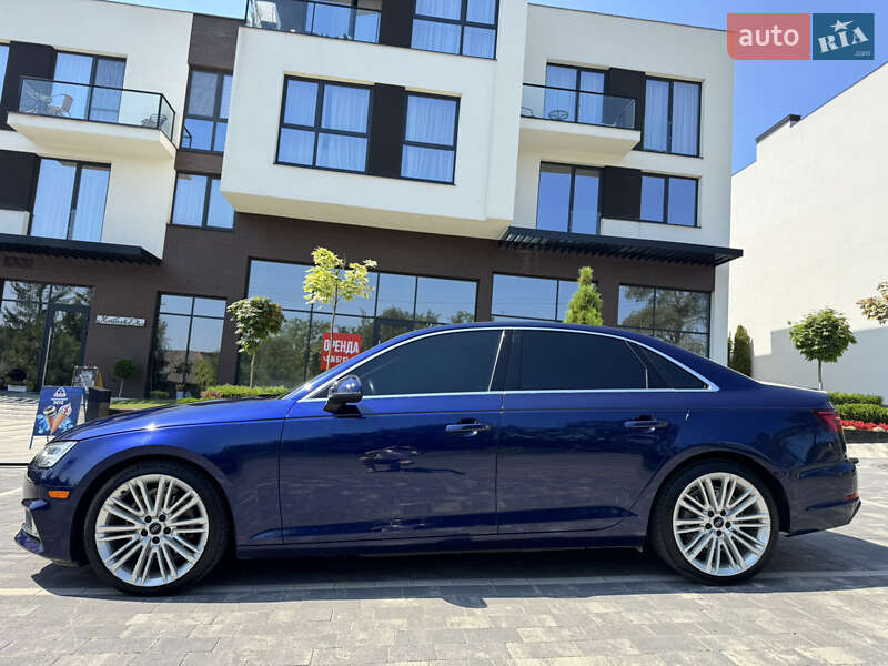 Седан Audi A4 2019 в Ужгороді