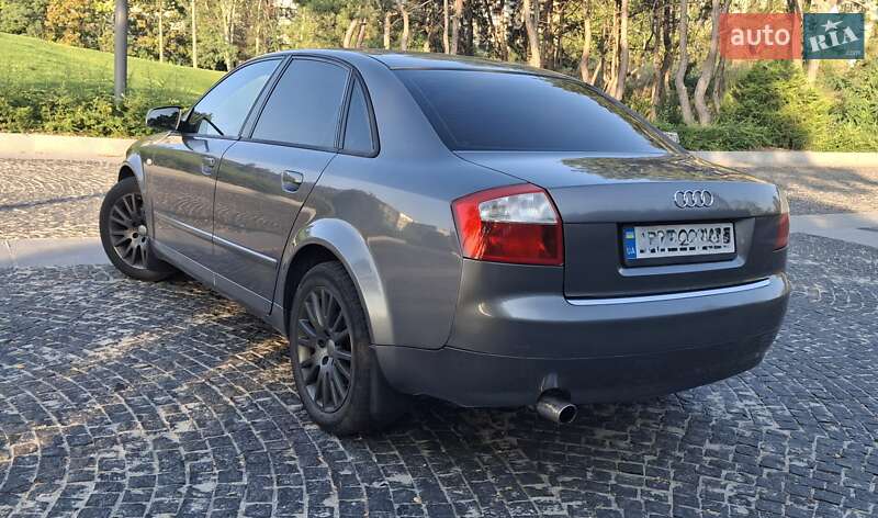 Седан Audi A4 2002 в Днепре