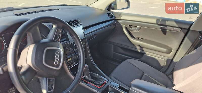 Седан Audi A4 2002 в Днепре