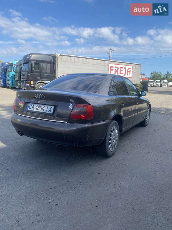 Седан Audi A4 1997 в Ковеле