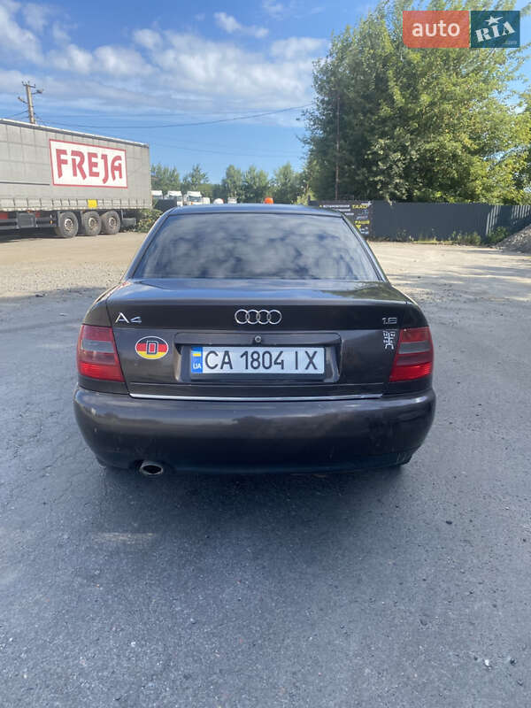 Седан Audi A4 1997 в Ковеле