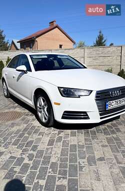 Седан Audi A4 2016 в Львове