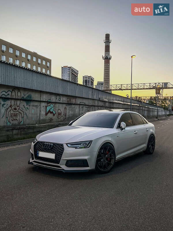 Audi A4 2015