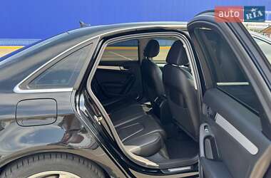 Седан Audi A4 2012 в 