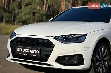 Седан Audi A4 2021 в 