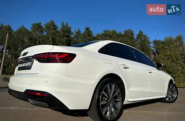 Седан Audi A4 2021 в 
