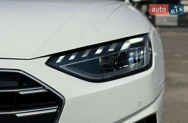 Седан Audi A4 2023 в 