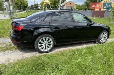 Седан Audi A4 2016 в 