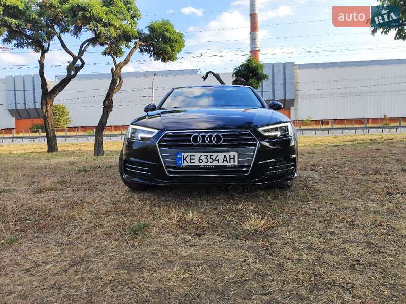 Audi A4 2017