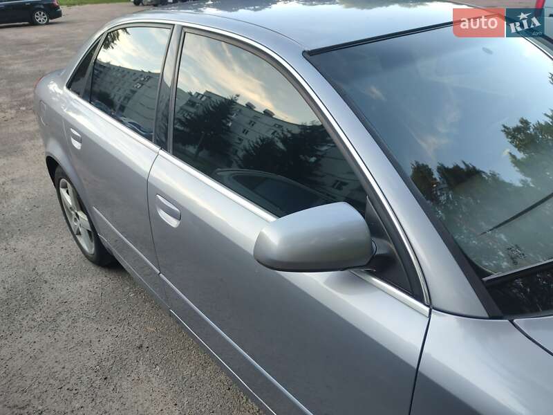 Седан Audi A4 2004 в Чернигове